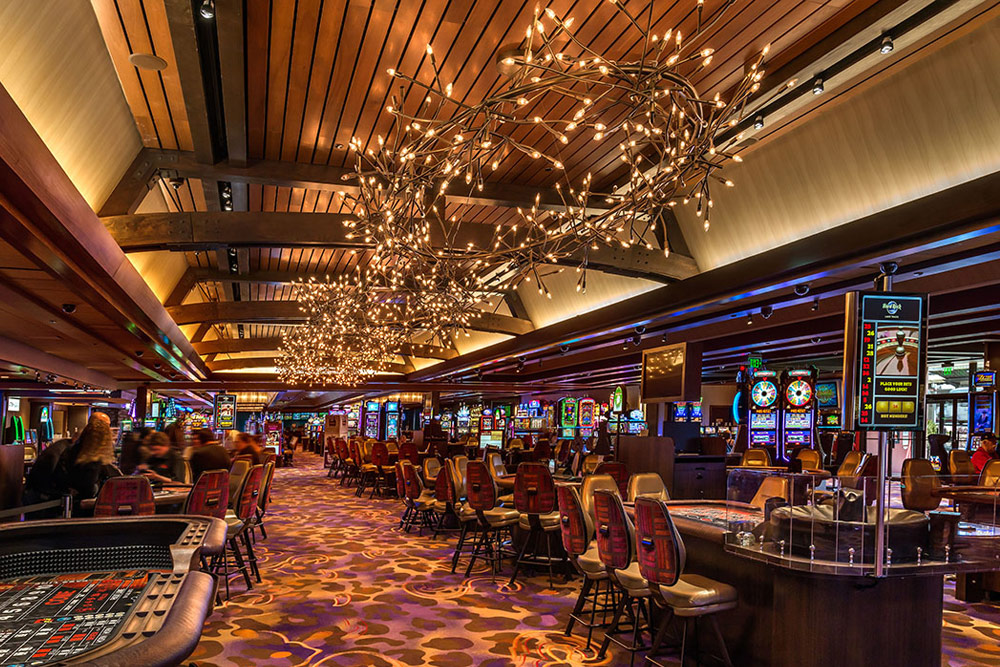 Casino Hotel 6